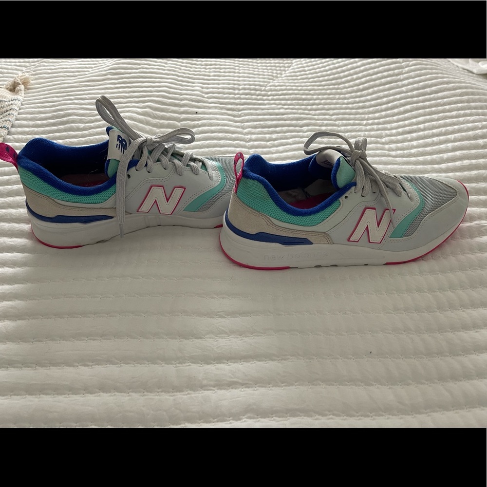 New Balance blue and pink size 8.5